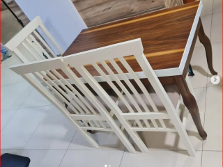 Tavoline ngrenie me 3karrige