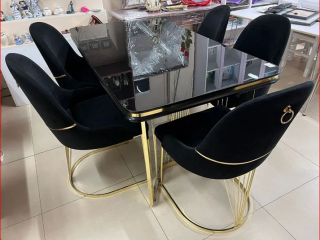 Tavoline ngrenie me 5karrige