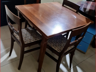 Tavoline ngrenie me hapje liber 4karrige