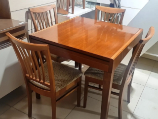 Tavoline ngrenie me hapje dhe 6karrige