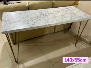 Tavoline pune me skelet metalik