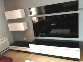 Mbajtese televizori 300x58cm