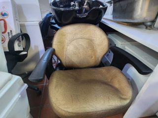 Lavatest Parukerie